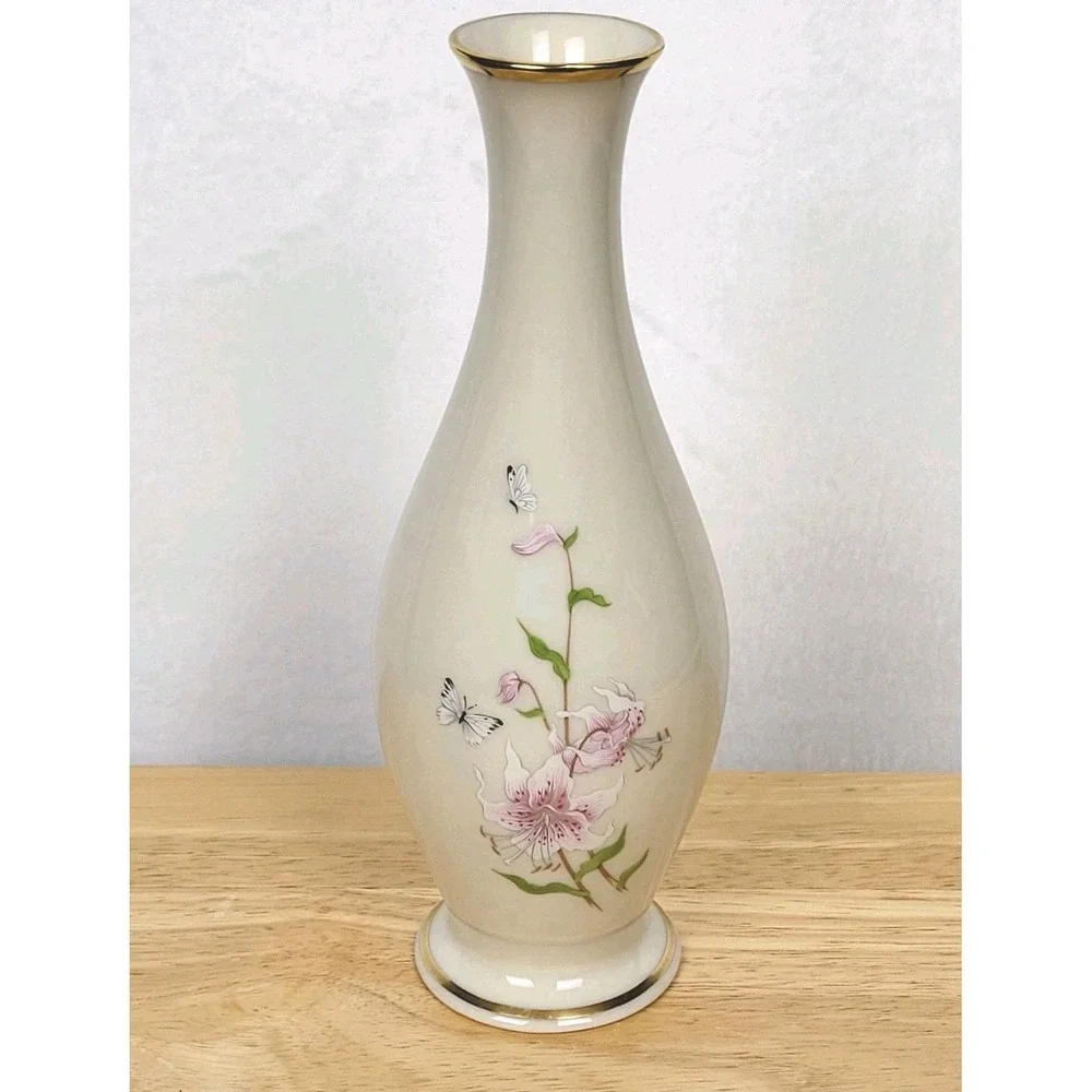 Lenox Eternal Love Bud Vase Bluebirds Floral 24K Gold‎ Trim USA Vintage Romantic